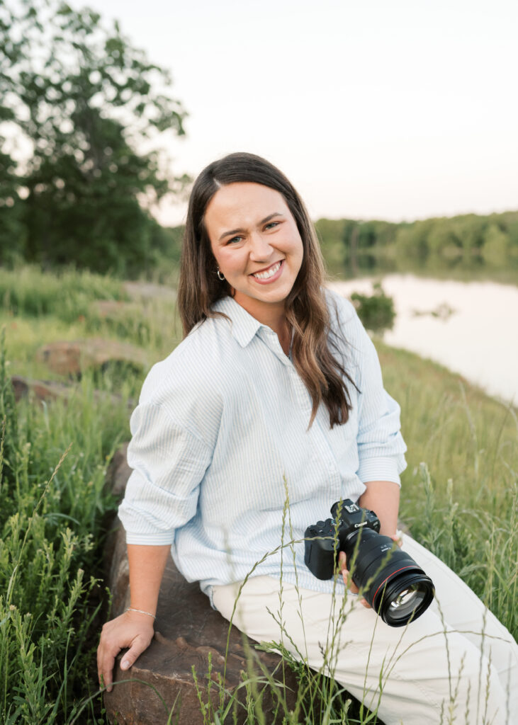 Bailey Griffith, Edmond Oklahoma Family, Motherhood, and Newborn Photographer